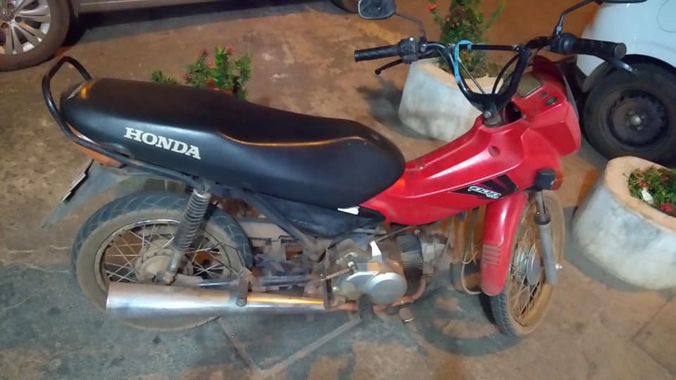 GMP recupera moto roubada e prende suspeitos de tráfico de drogas na região Sul da Capital