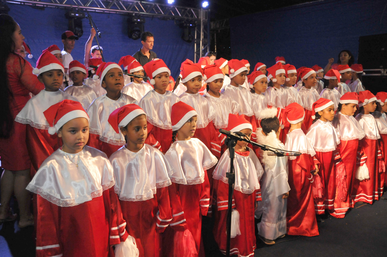 Servidores municipais participam de programação especial na Vila do Papai Noel nesta quarta, 17
