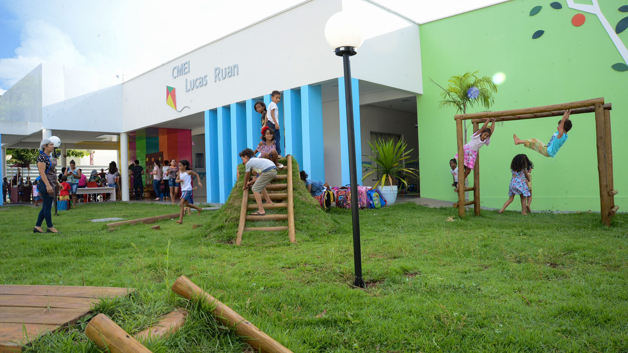Retorno às aulas na Rede Municipal de Ensino contemplará atividades na escola e em casa