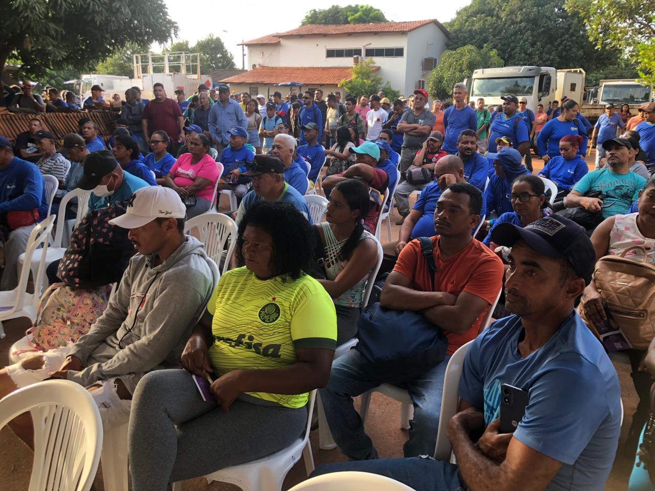 Trabalhadores de campo da Prefeitura de Palmas participam de palestra sobre violência doméstica