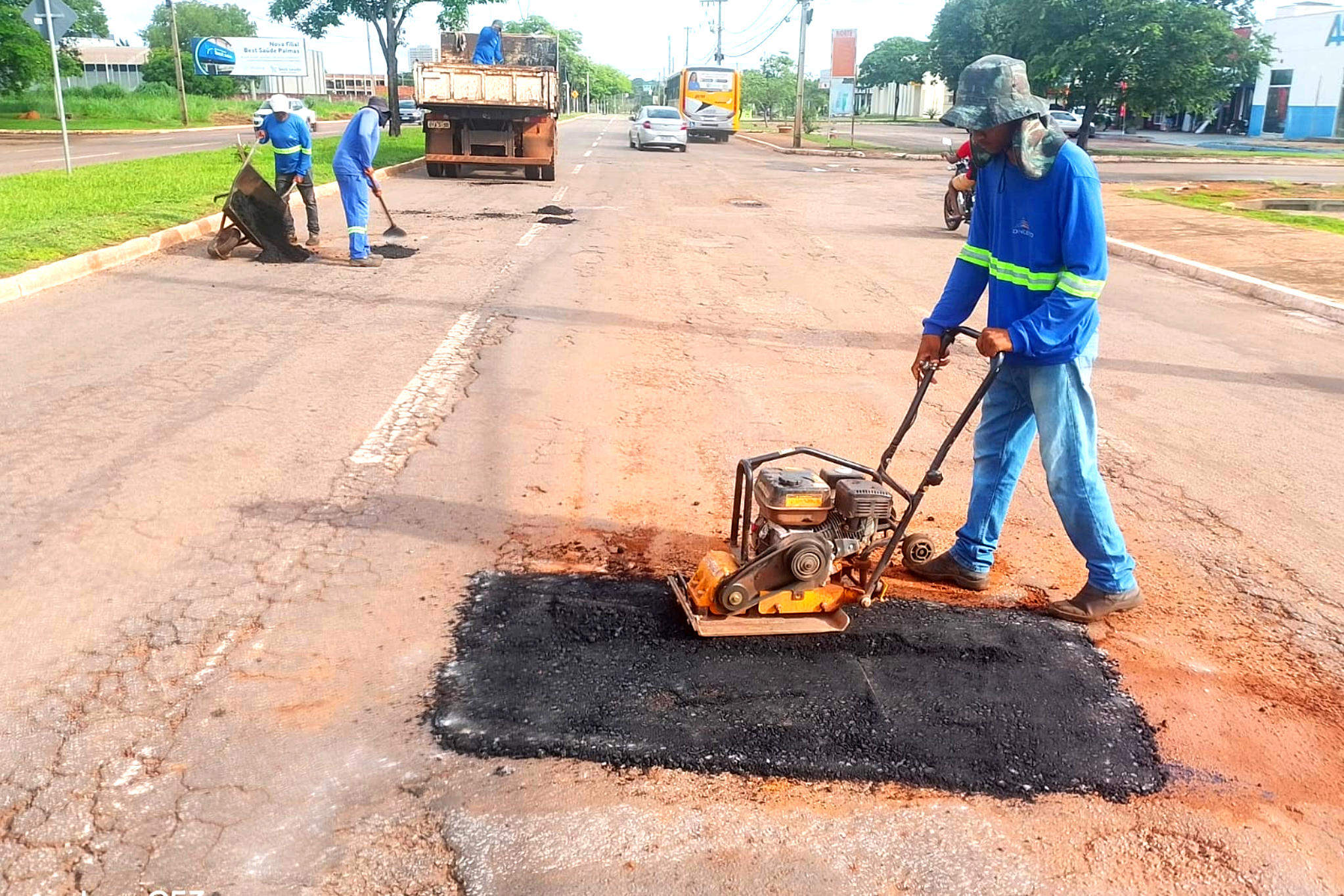 Prefeitura inicia fase da Operação Tapa-Buracos na região norte de Palmas