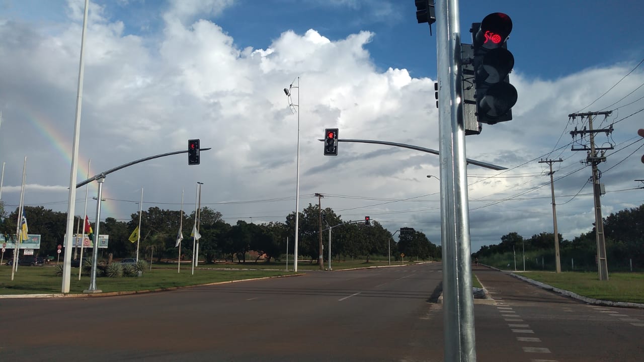 Com investimentos de mais de R$ 1 milhão, novos semáforos entram em operação nas vias de Palmas