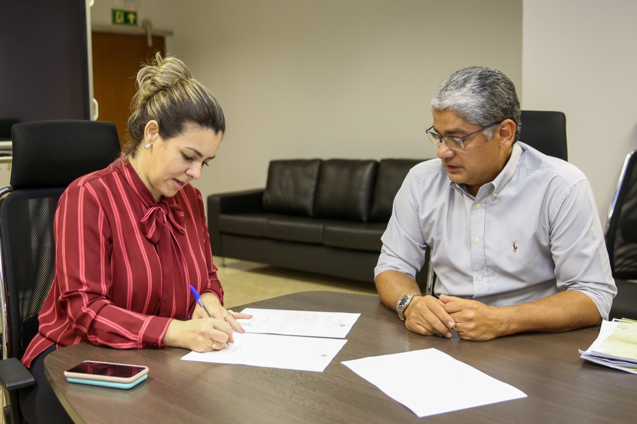 Construção civil é retomada em Palmas com assinatura de ordem de serviços das obras da CAF no Taquari