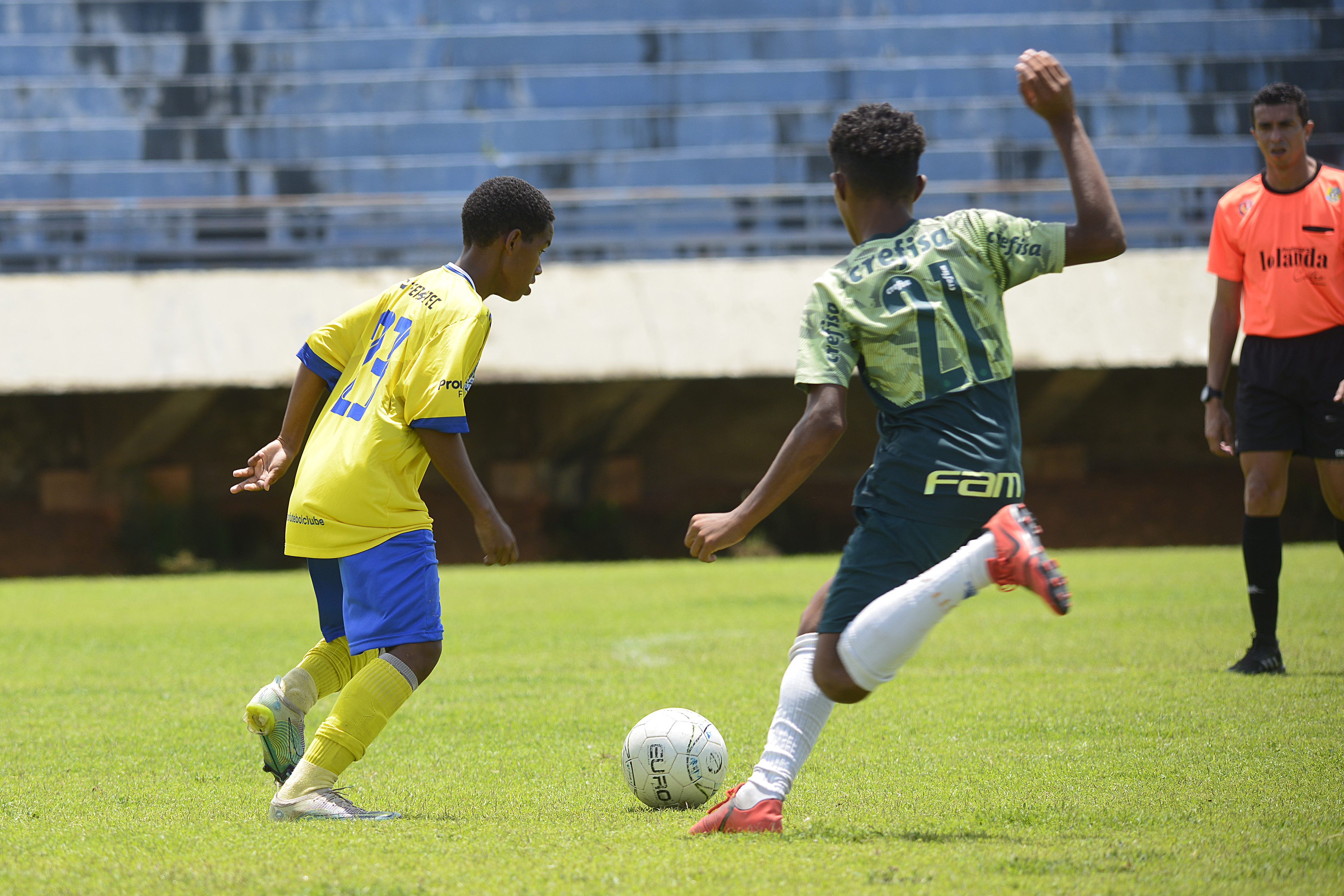 Projeto Olé nas Drogas de futebol de base começa etapa de seminais nesta sexta, 1º de dezembro