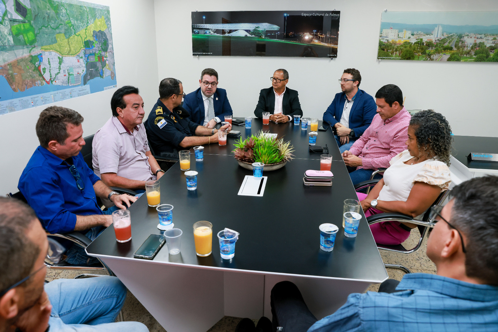 Prefeitura de Palmas recebe sindicatos de servidores municipais; diálogo aberto marca encontro