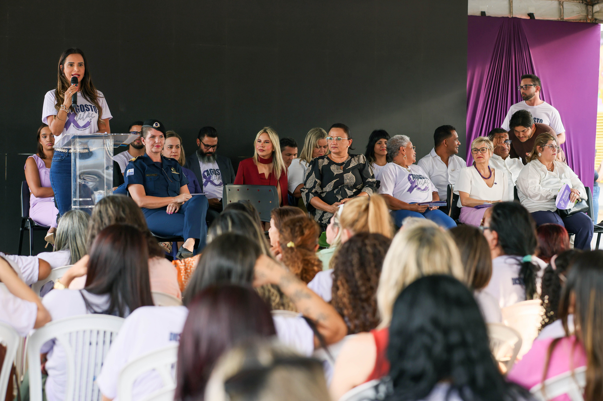 Secretária Solange Duailibe fala em evento de abertura do mês Agosto Lilás