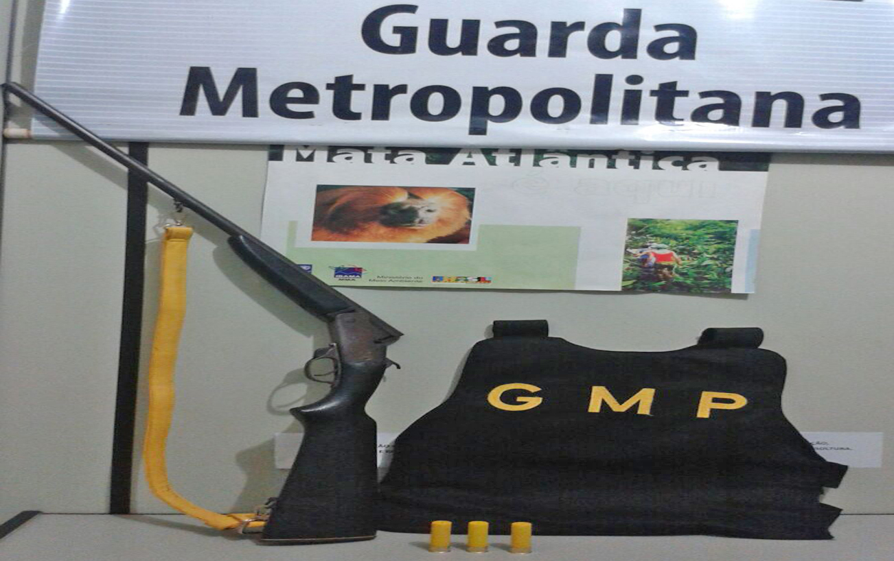 Guarda Metropolitana apreende espingarda calibre 20