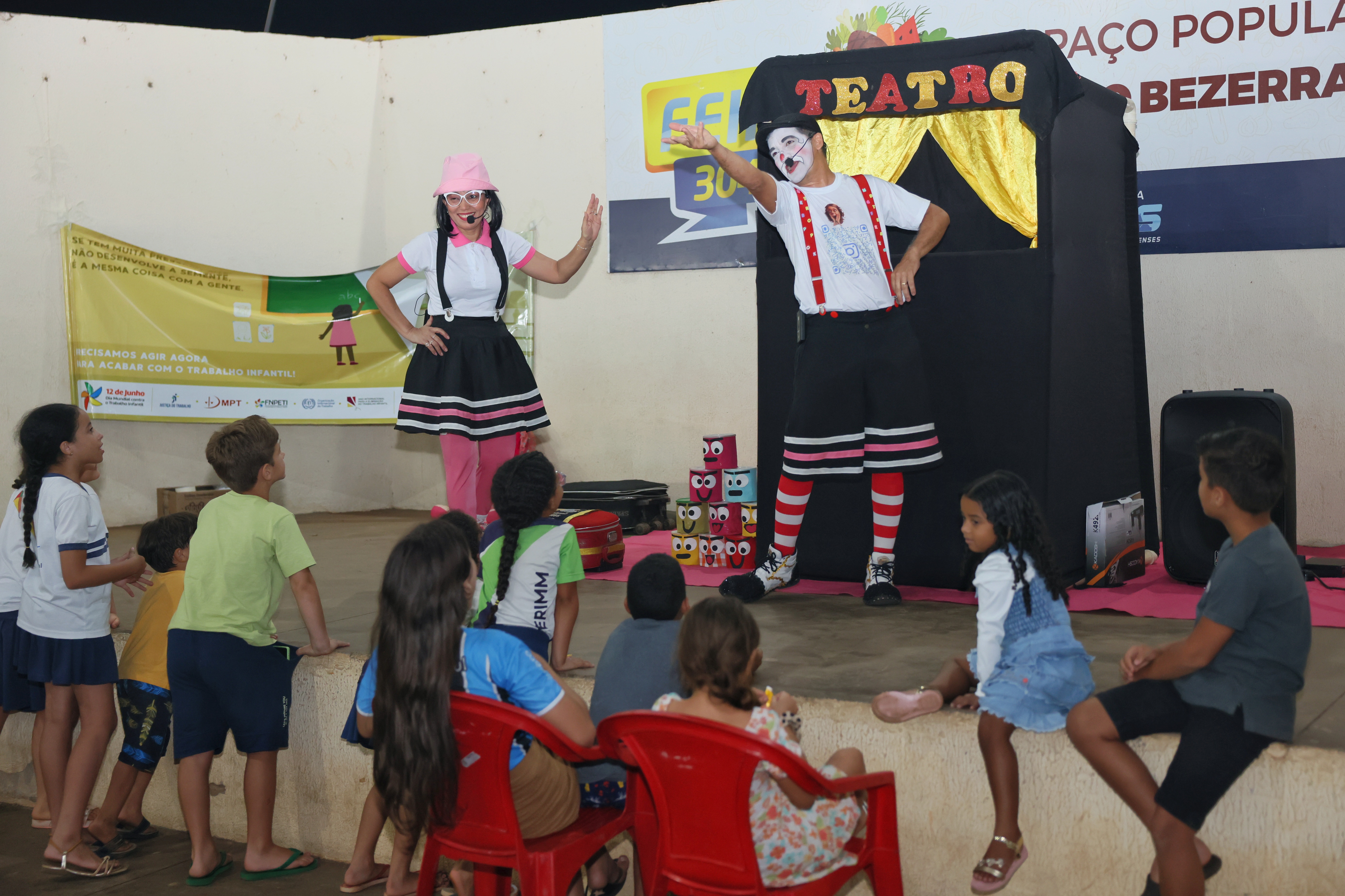 Com música, mágicas e brincadeiras campanha fala sobre combate ao trabalho infantil 