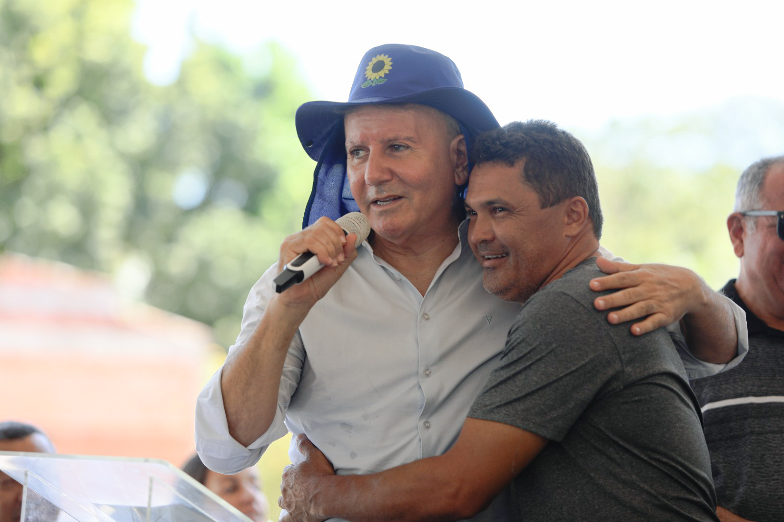 Prefeito Eduardo Siqueira Campos nomeia Erenal Barbosa como subprefeito do Plano Diretor Norte