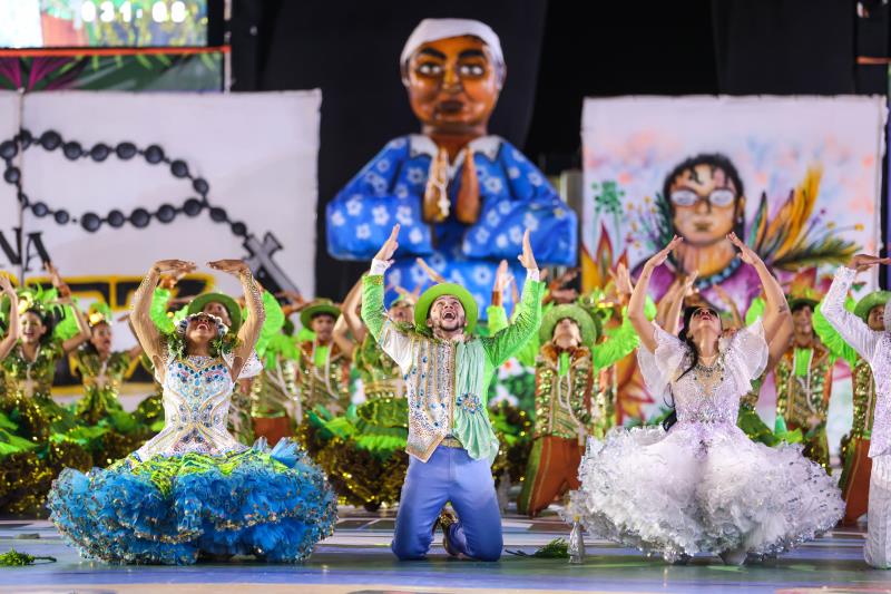 Juninas do Grupo Especial e atrações musicais movimentaram o sábado, 22