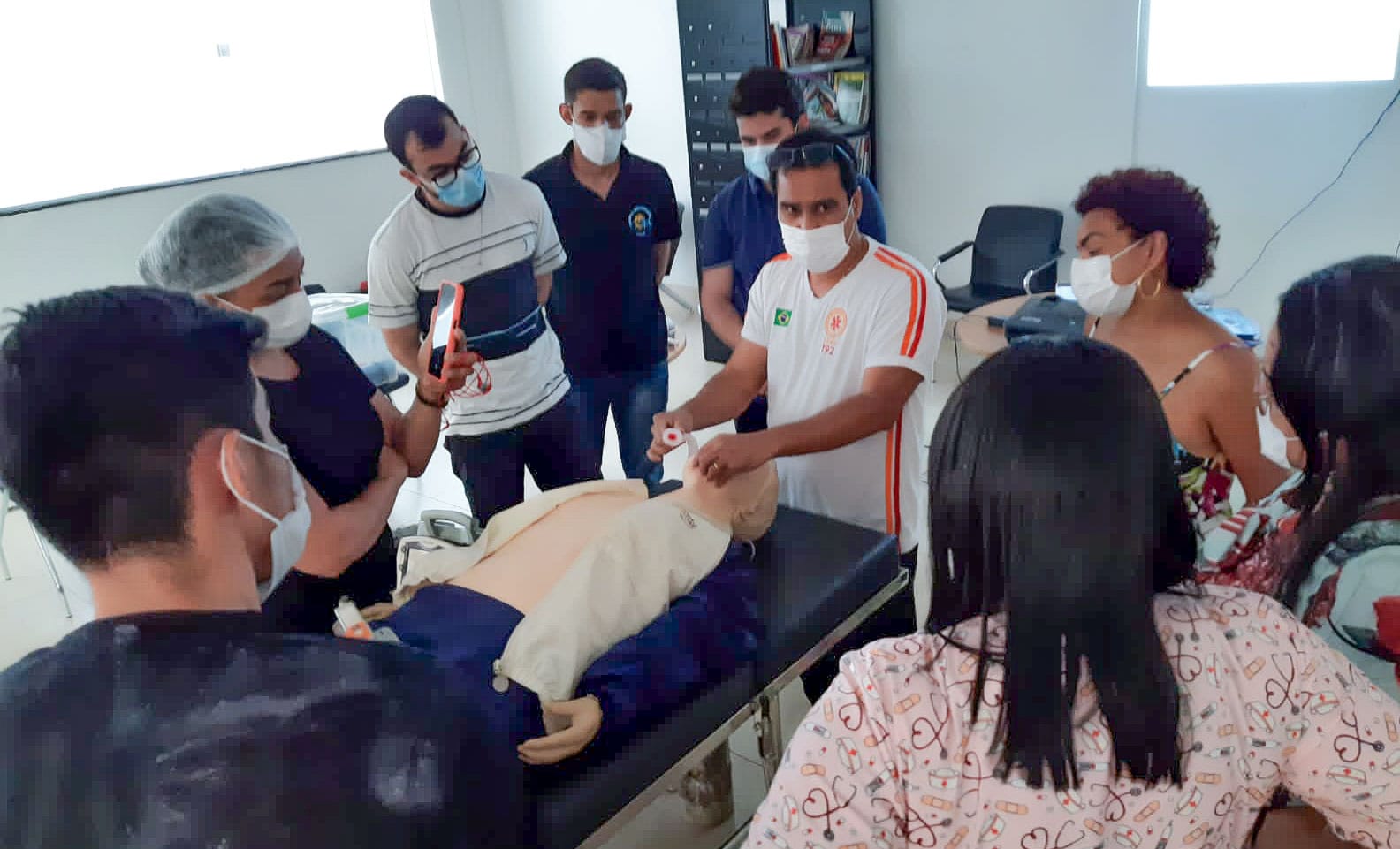 Servidores do Caps AD III passam por capacitação de Suporte Avançado de Vida