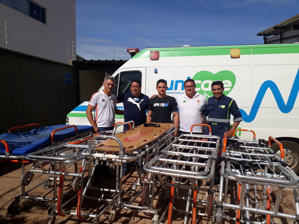 Samu recebe doações de macas da Unicare