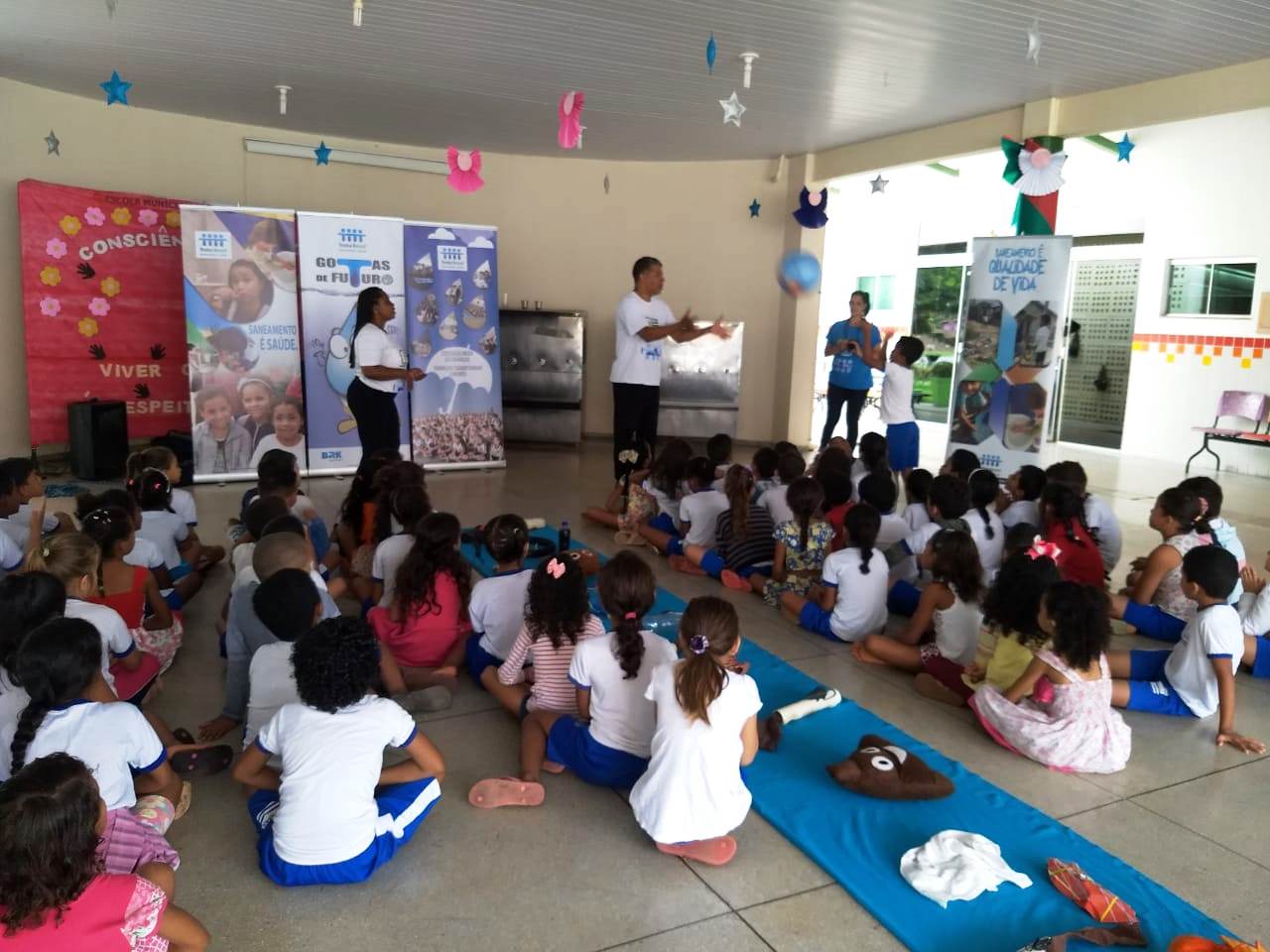 Ex-ginasta Daiane dos Santos apresenta Projeto Água na Escola – Gotas de Futuro em unidades educacionais de Palmas