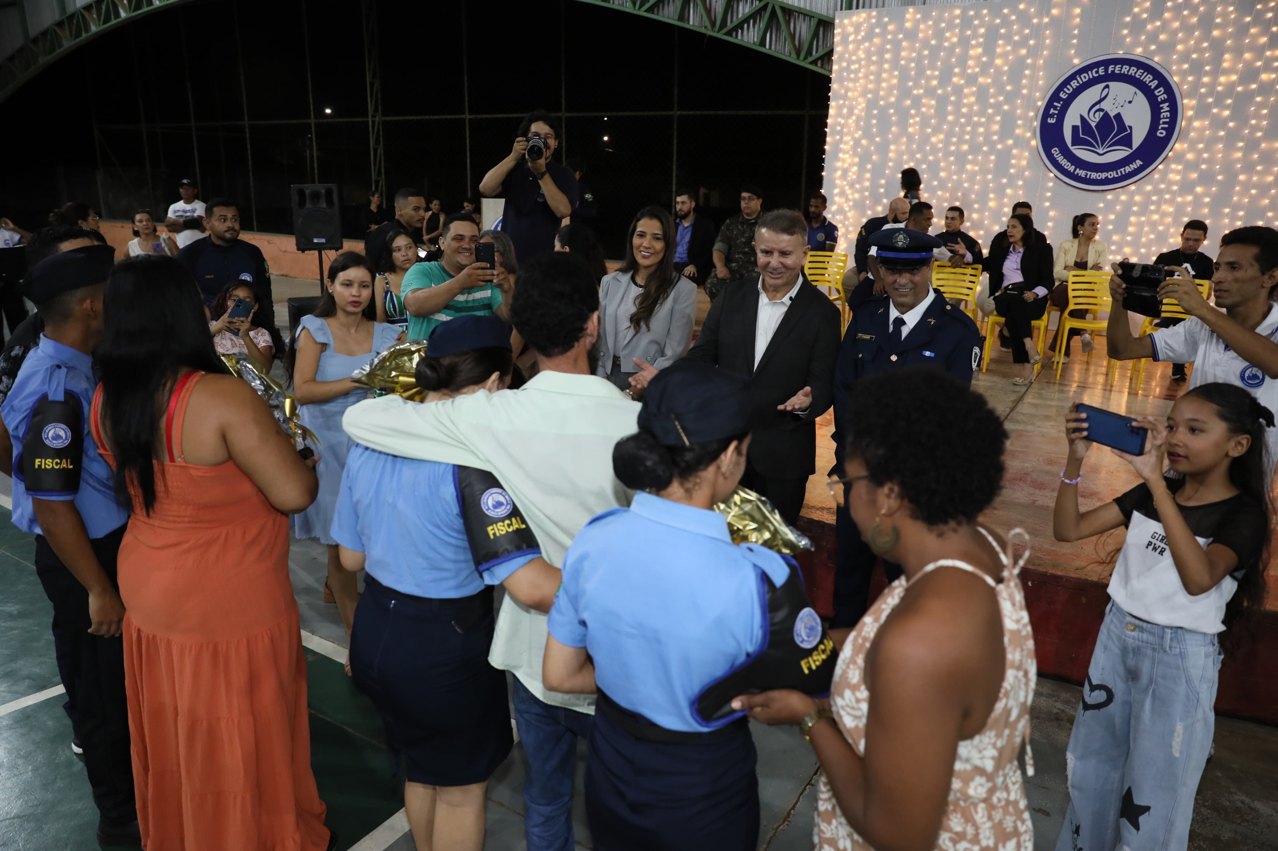 O evento contou com a presença da secretária municipal da Educação, Débora Guedes, diversas autoridades