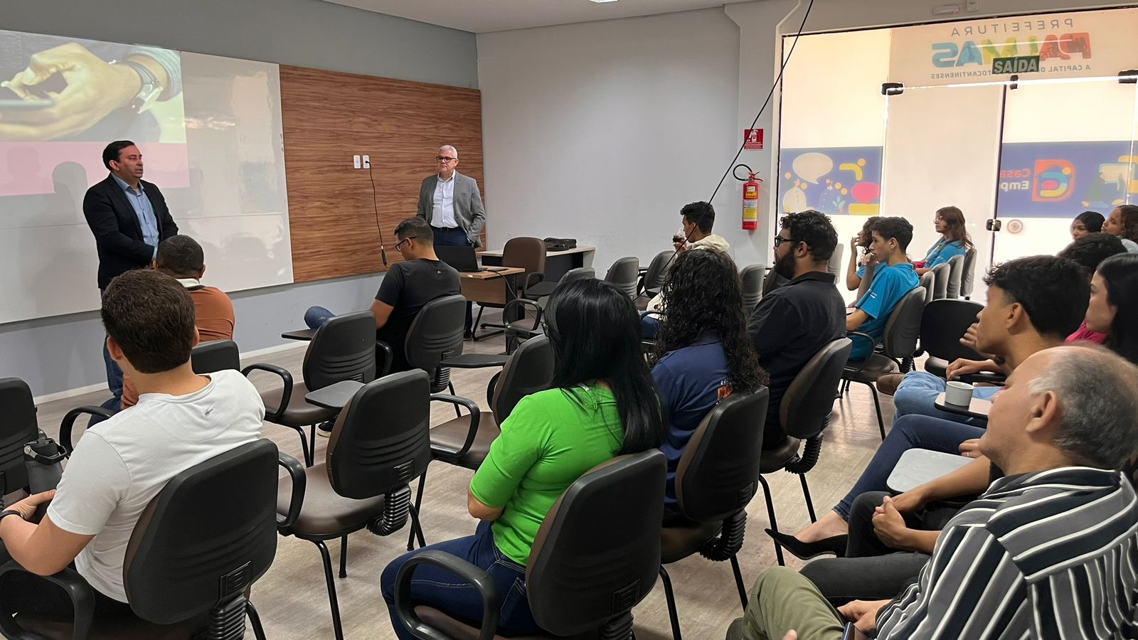 Prefeitura de Palmas qualifica profissionais do Banco do Povo e da Casa do Empreendedor com parceria do Sebrae