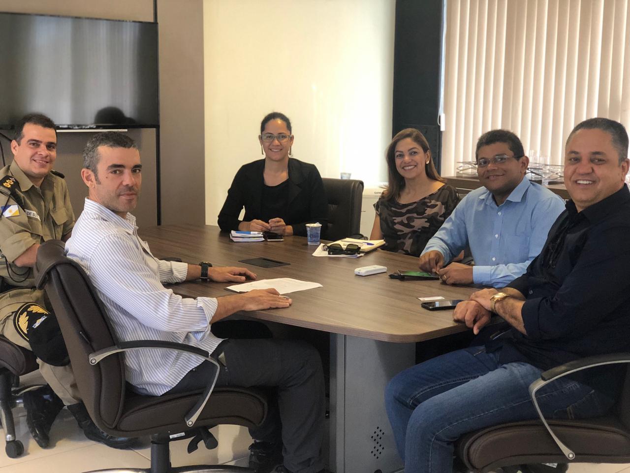 Integração entre empresários, turistas e forças de segurança é tema de reunião na Agtur