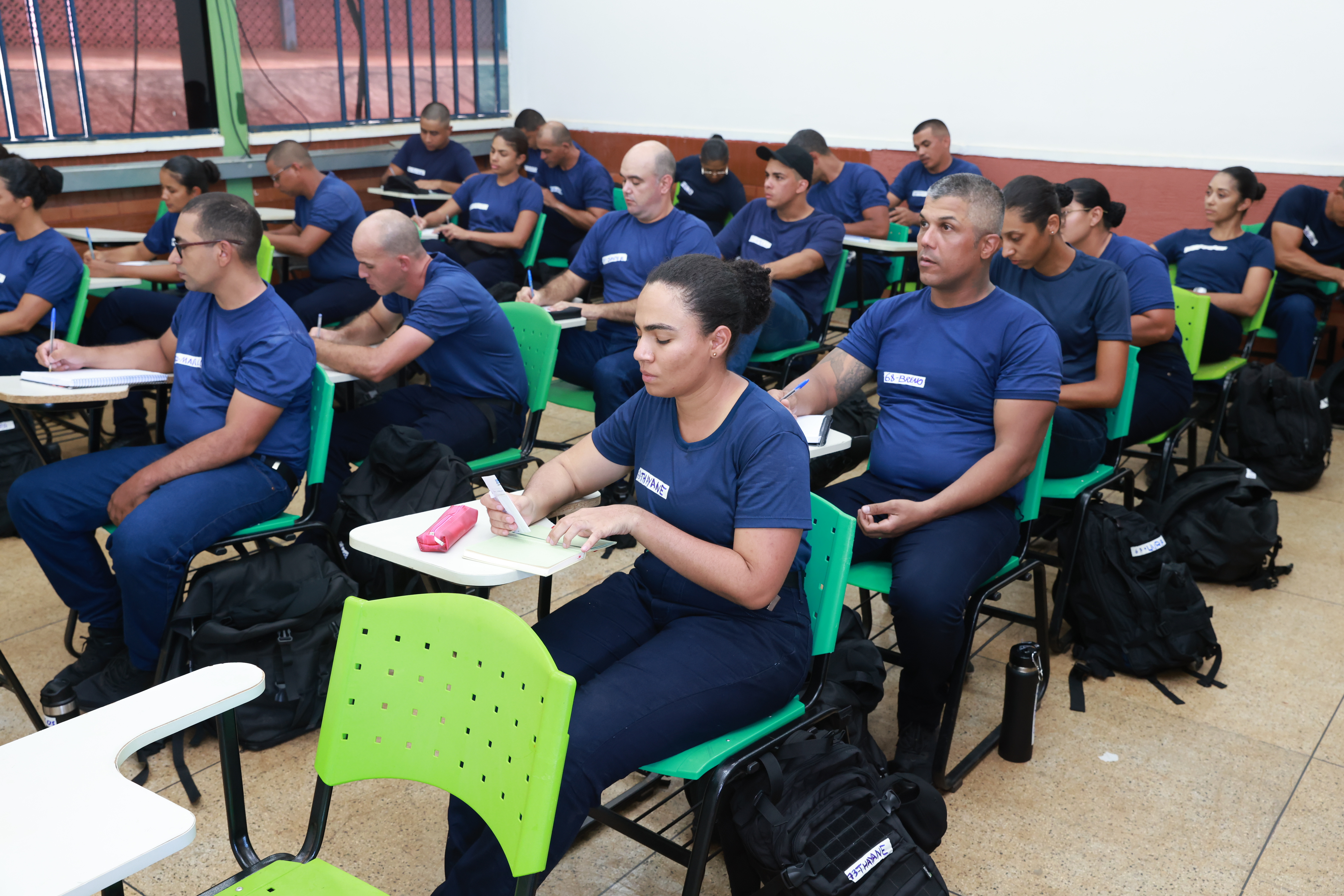 18/11/2024 - Curso de Formação Inicial Continuada (FIC) aos 85 candidatos alunos aprovados no concurso da Guarda Metropolitana de Palmas acontece no auditório do Instituto Federal do Tocantins (IFTOI