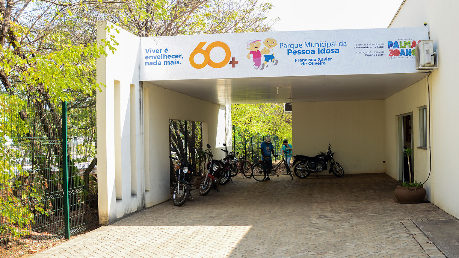 Secretário Nacional de Promoção e Defesa dos Direitos da Pessoa Idosa entrega equipamentos a Palmas na segunda, 09