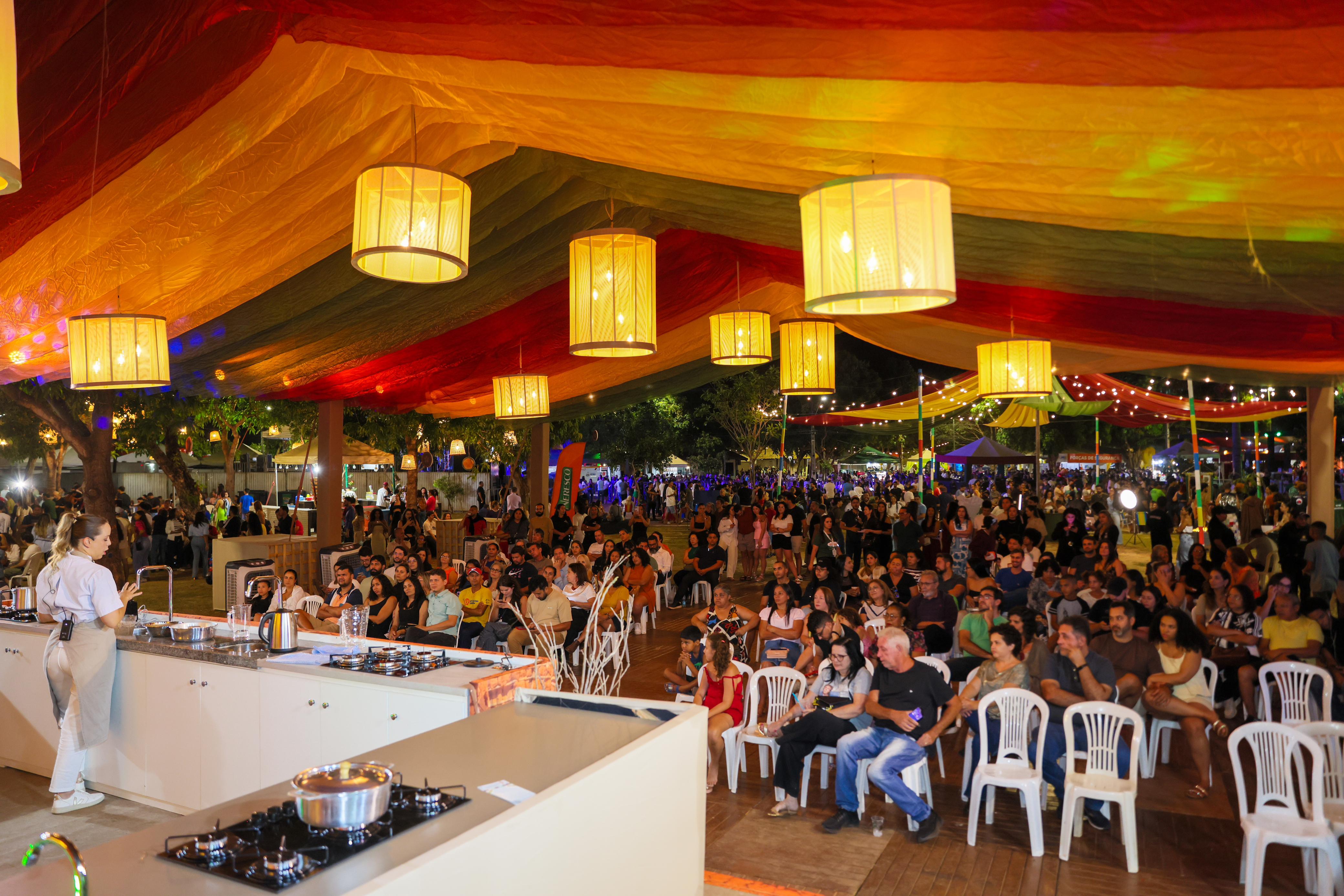 Cozinha Show atraiu grande puúblico na primeira noite