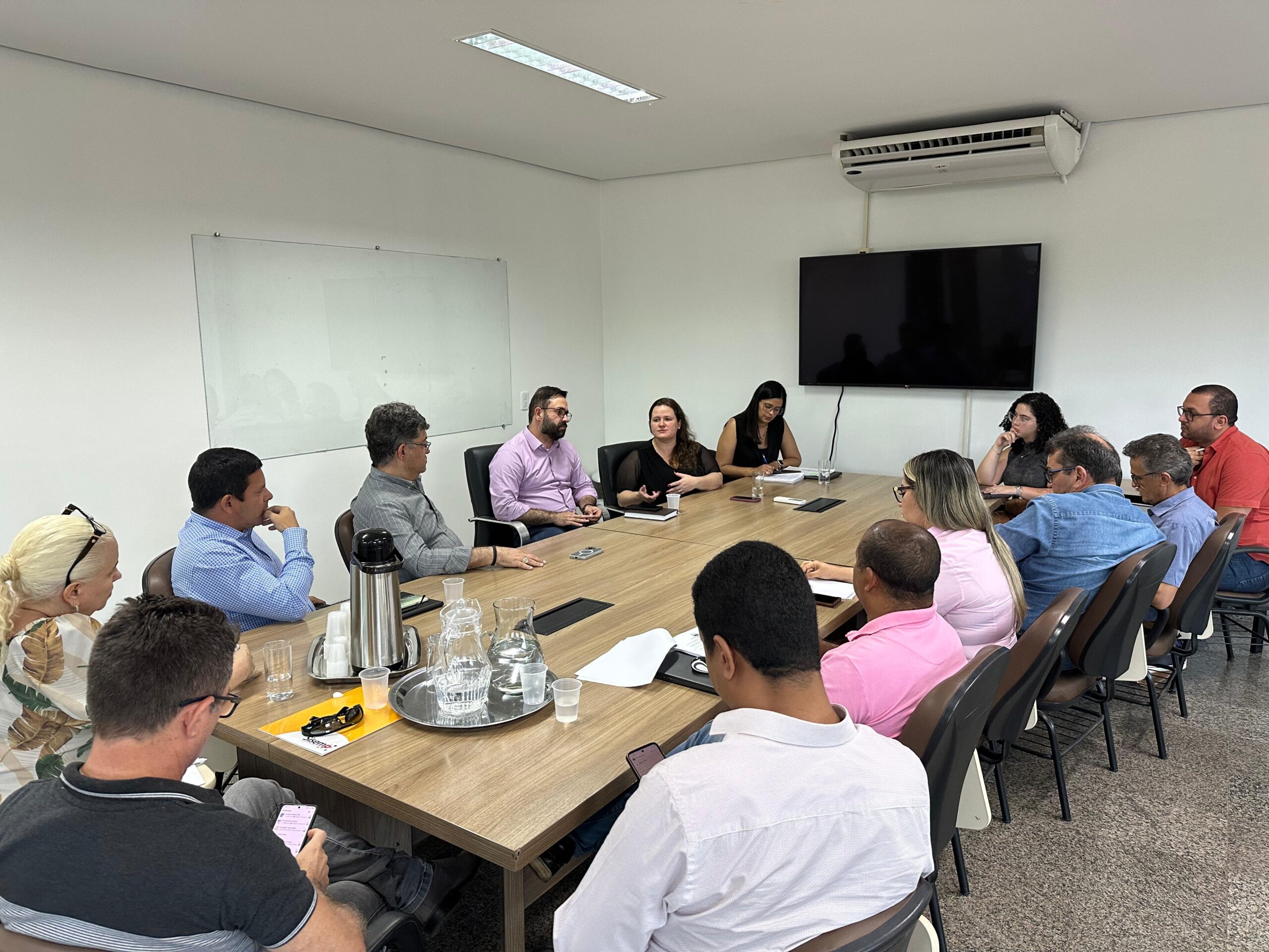 Saúde de Palmas realiza primeira reunião com a Comissão de Revisão do Plano de Carreira, Cargos e Vencimentos dos Profissionais da Saúde