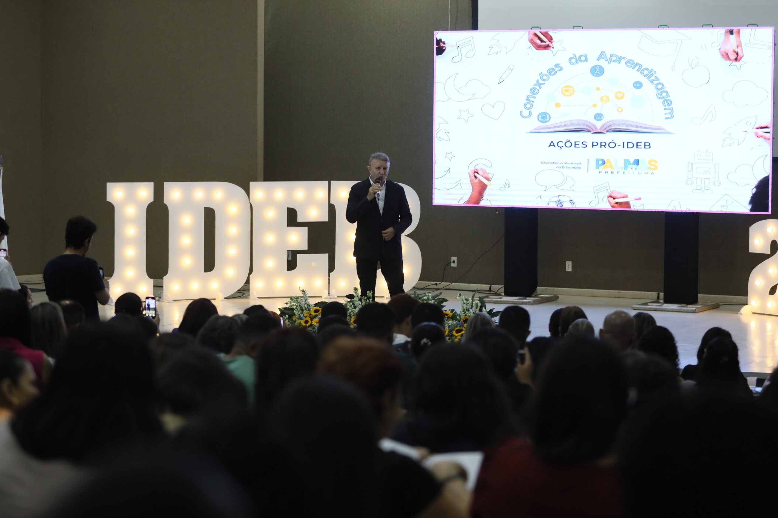 Palmas lança programa voltado para o fortalecimento da educação básica