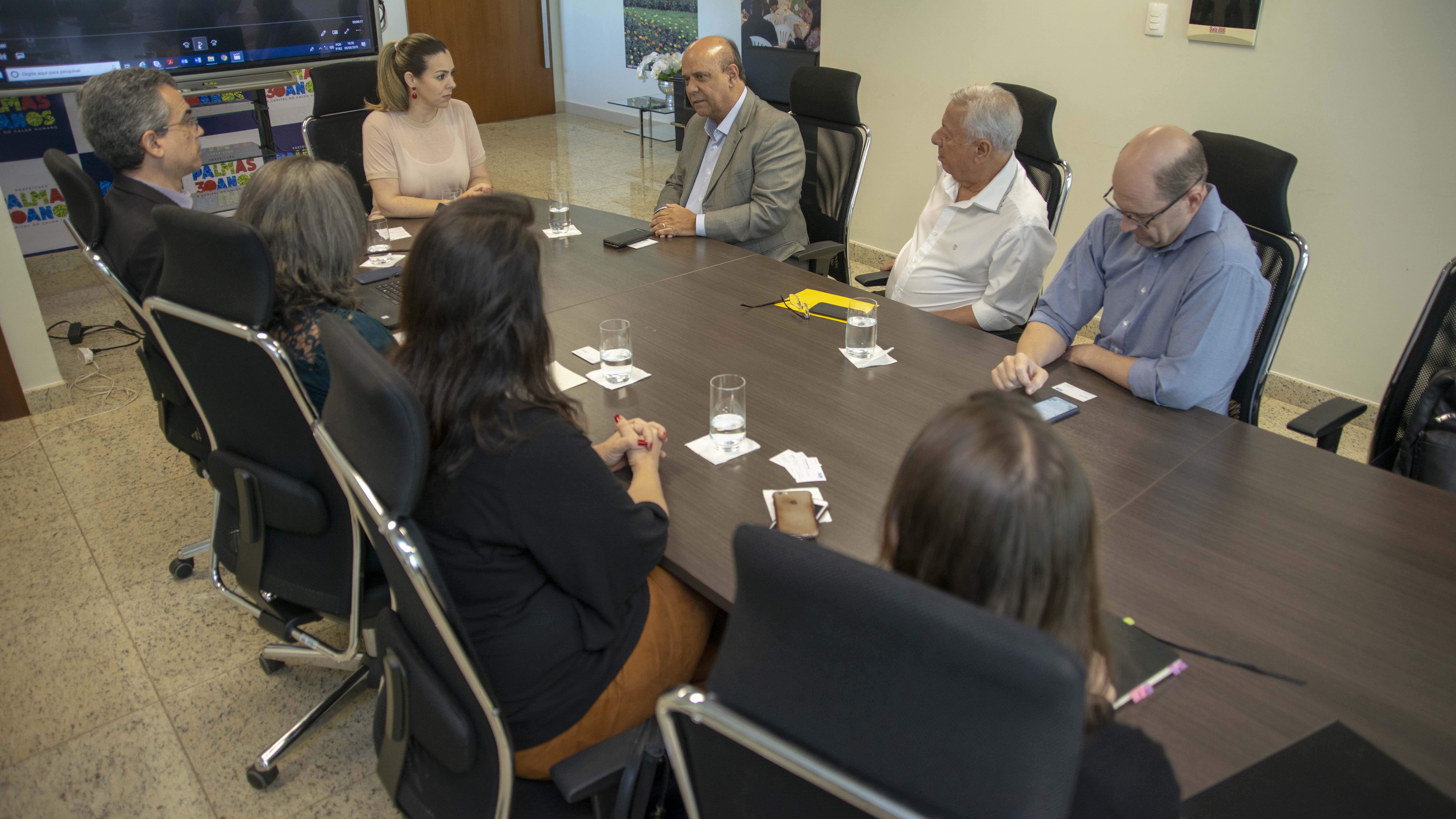 Prefeita de Palmas discute ações e investimentos na inovação de governança e gestão