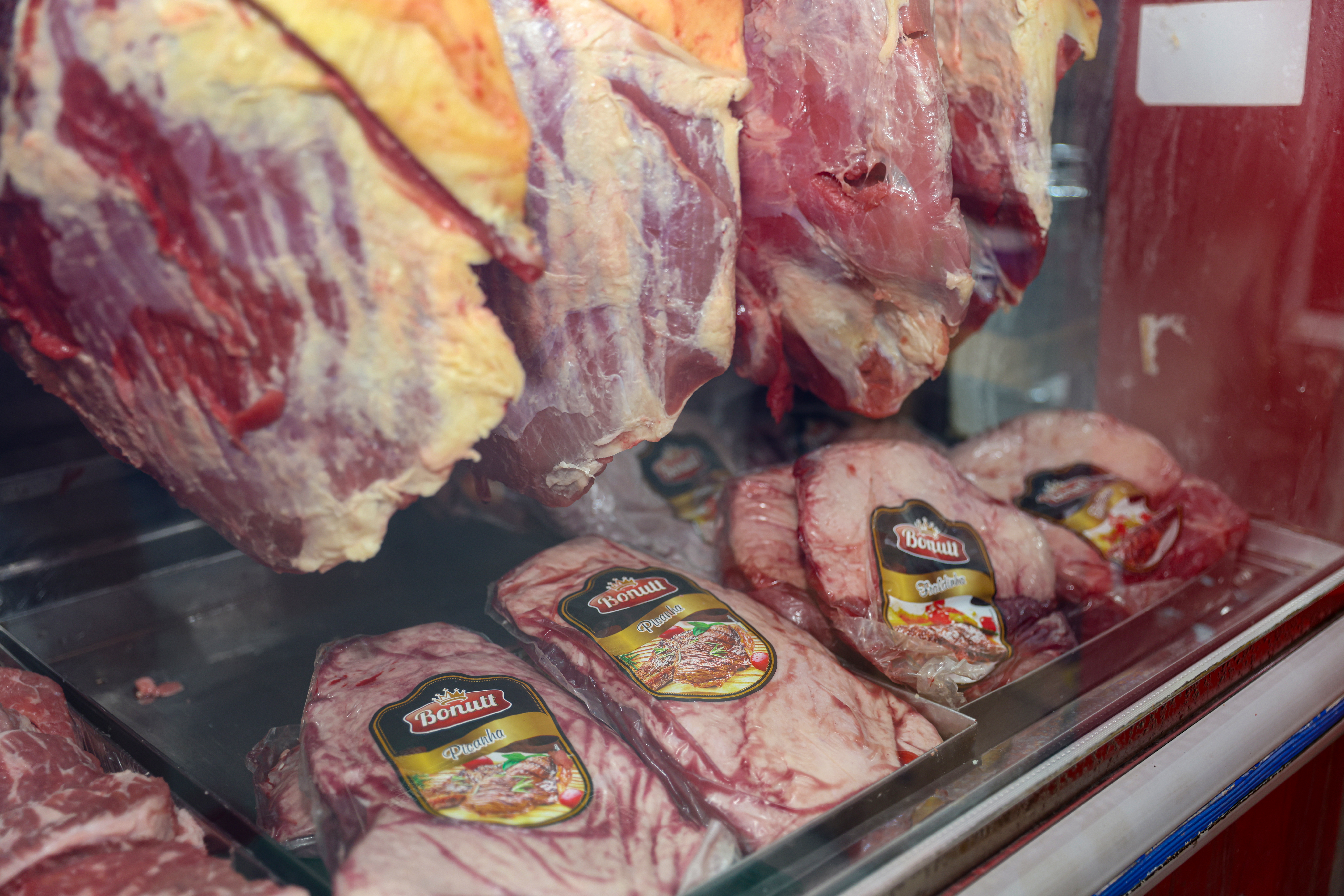 Procon divulga pesquisa com variação de até 148% no preço da carne vendida na Capital