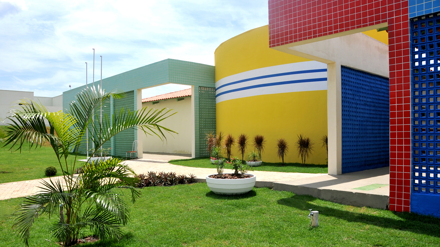 Prefeitura inaugura CMEI Castelo Encantado nesta terça-feira, 16