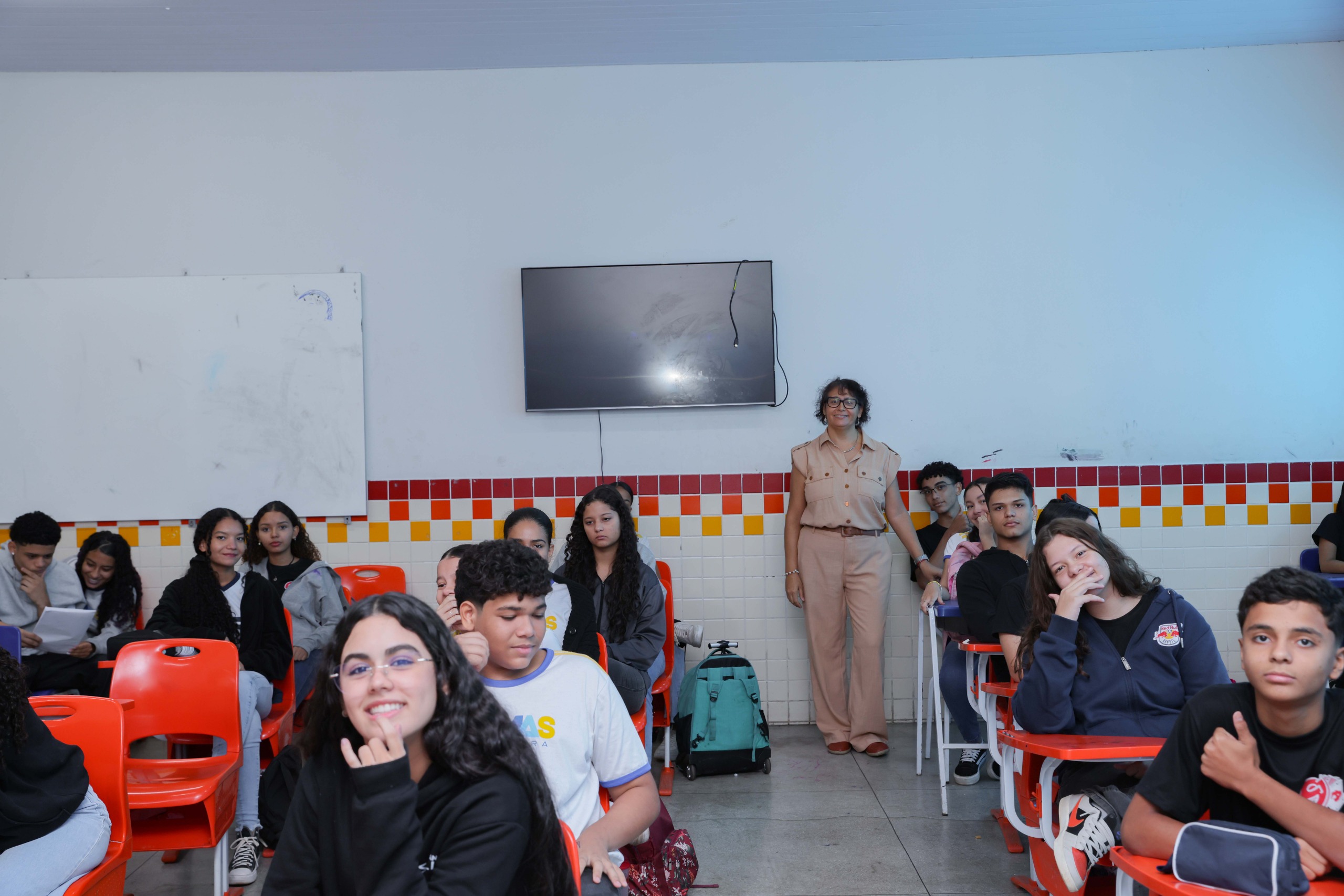 Roseli tem como meta formar alunos leitores, com senso crítico, que saibam se posicionar -  Foto: Francisco Barros