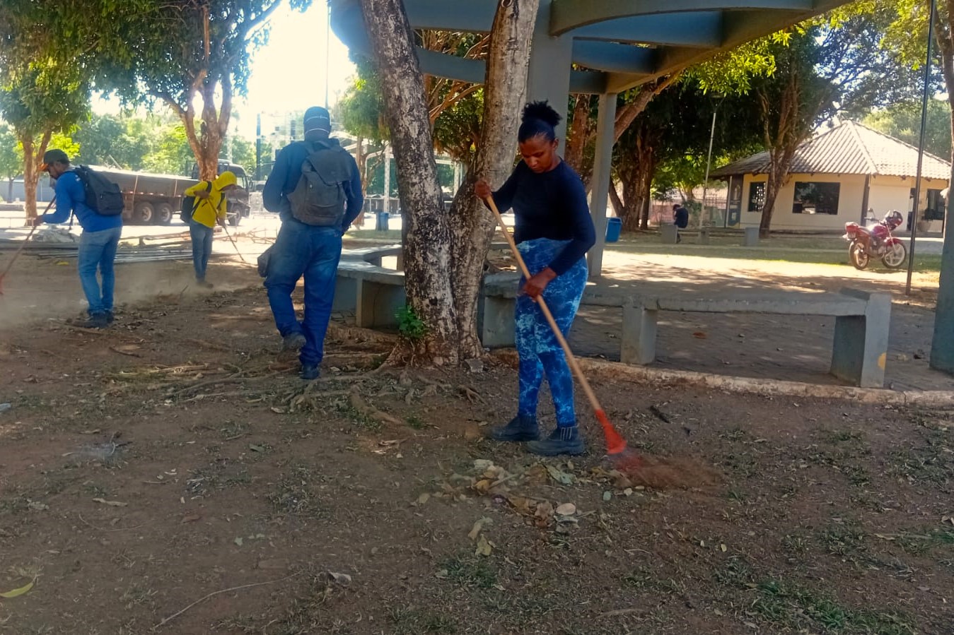 Prefeitura de Palmas intensifica limpeza e revitalização de vias do distrito de Taquaruçu