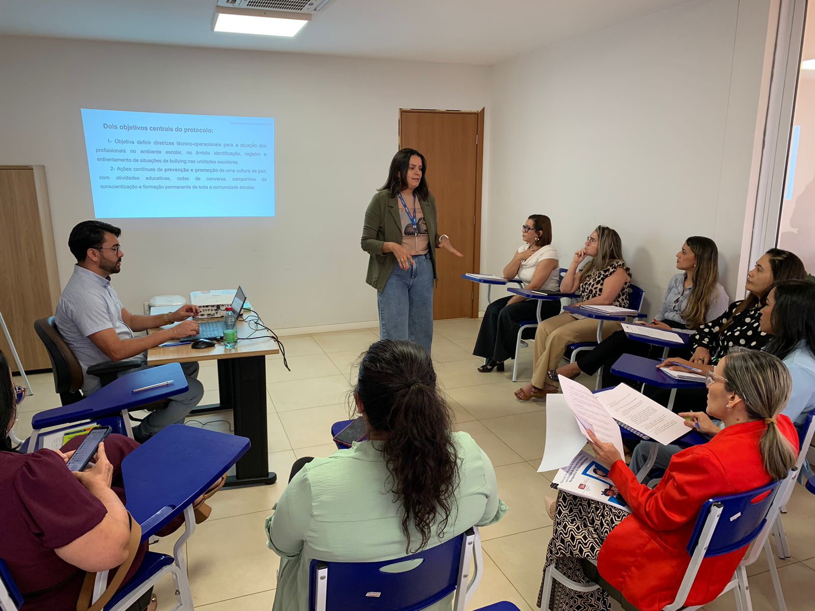 Prefeitura reúne gestores educacionais para construção de protocolo unificado contra bullying nas escolas de Palmas