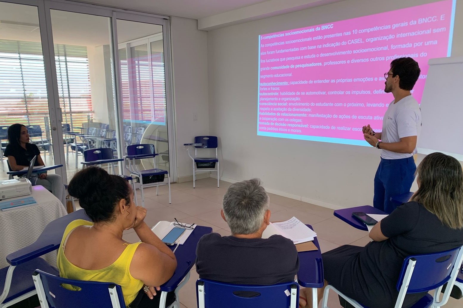 Gestores e professores da Educação de Palmas participam de qualificação do Programa Ativa Comunidade Escolar