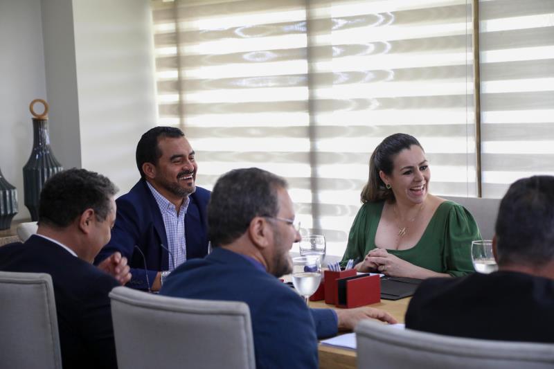 Prefeita oficializa convite ao governador do Estado para as comemorações do aniversário de Palmas