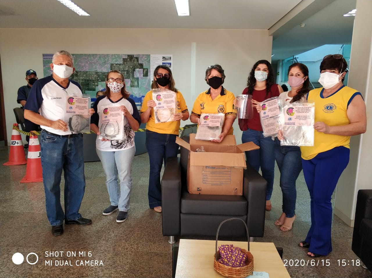 Secretaria da Saúde de Palmas recebe doação de 190 máscaras acrílicas para profissionais da área