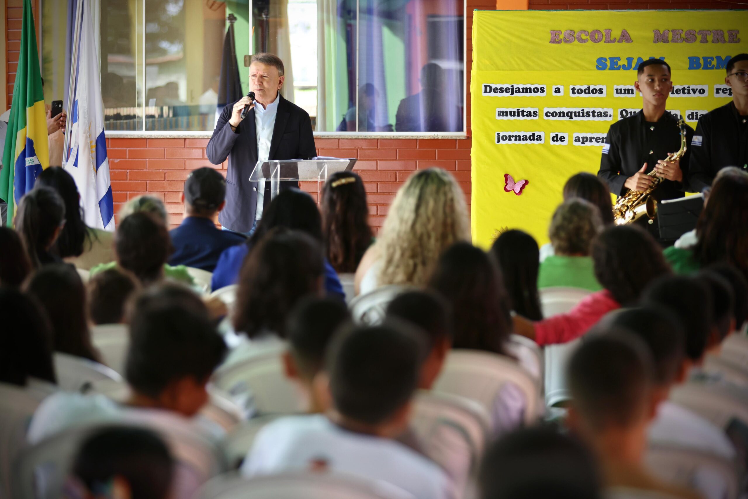 Solenidade marca abertura do ano letivo da rede municipal de ensino