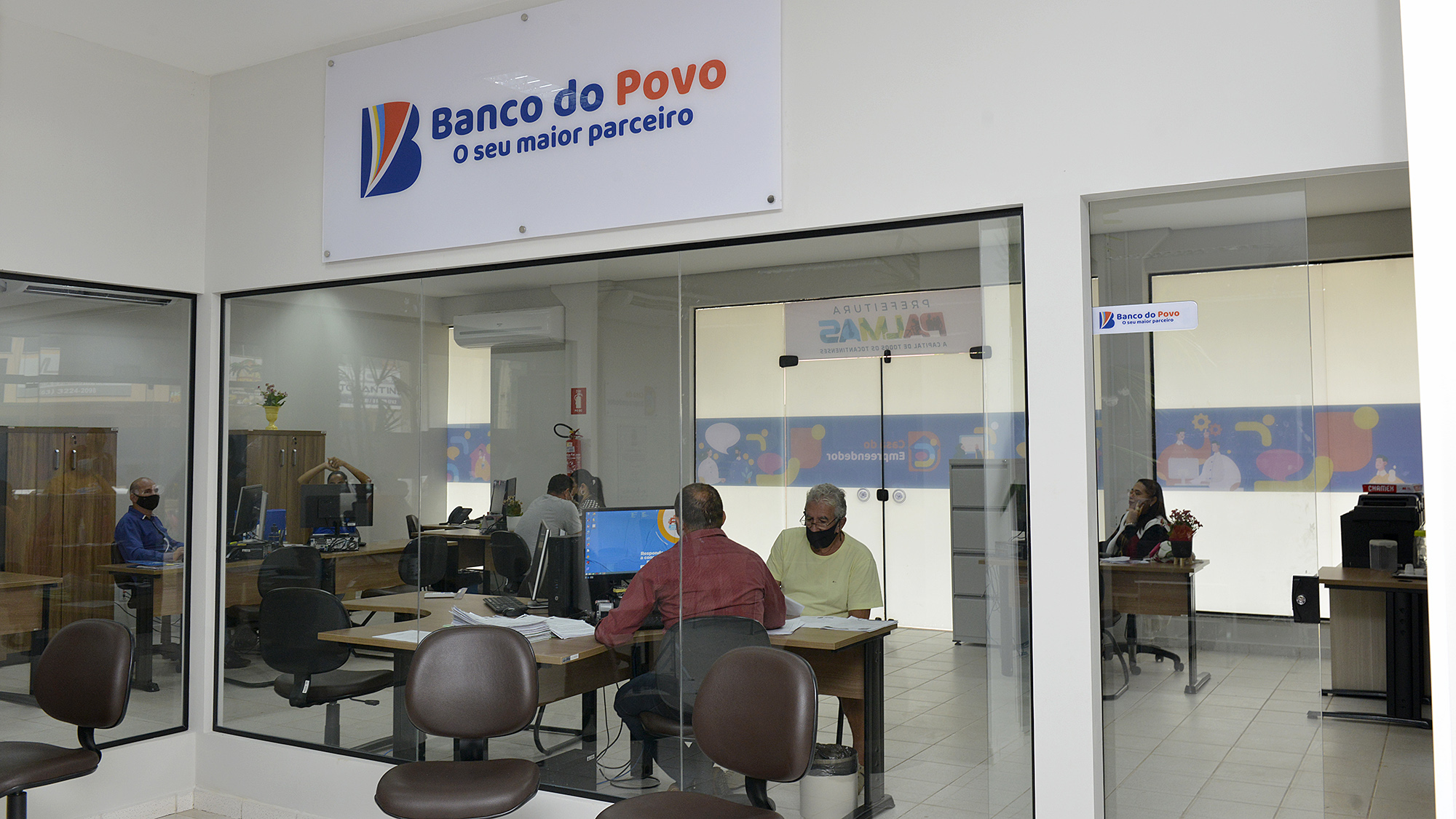 Sancionada lei que amplia prazo de pagamento e reduz taxas para créditos concedidos pelo Banco do Povo