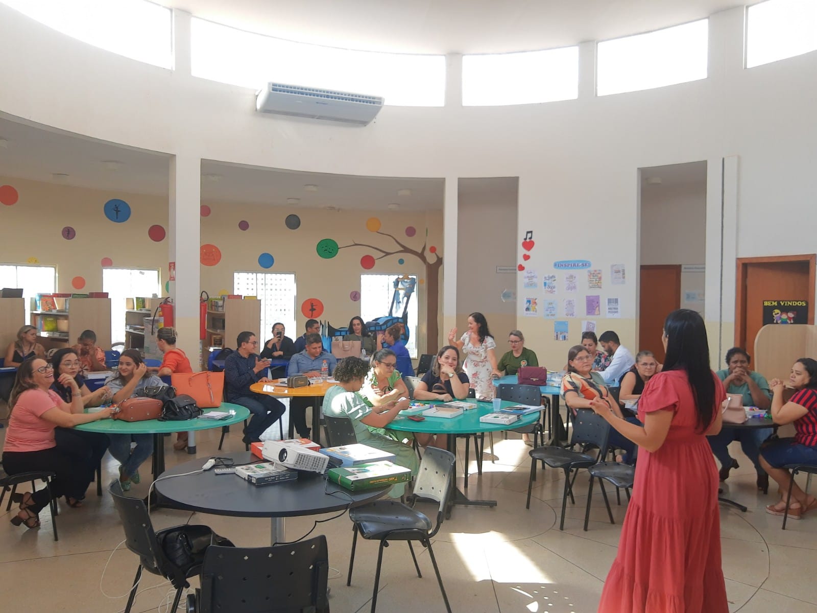 Metodologia do programa Mente Inovadora é apresentada a gestores municipais