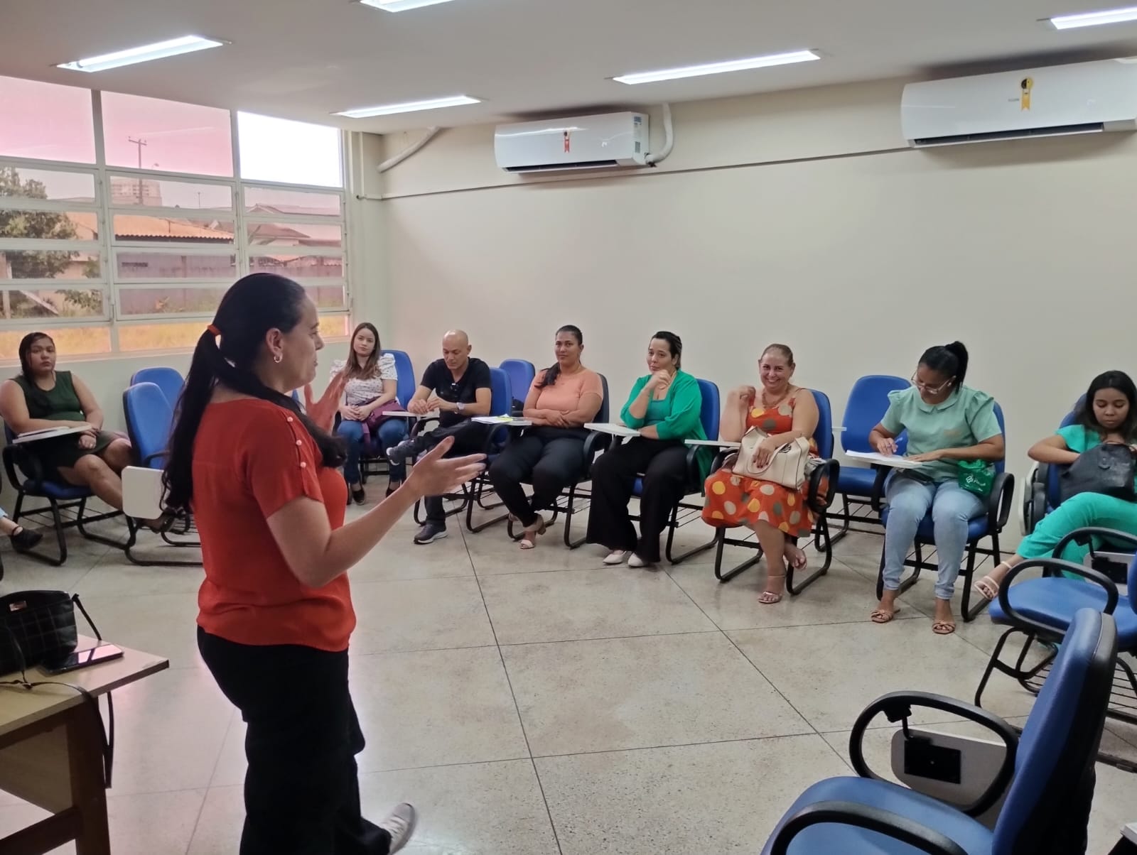 Fisioterapeutas participam de alinhamento que visa aprimorar atendimento na rede