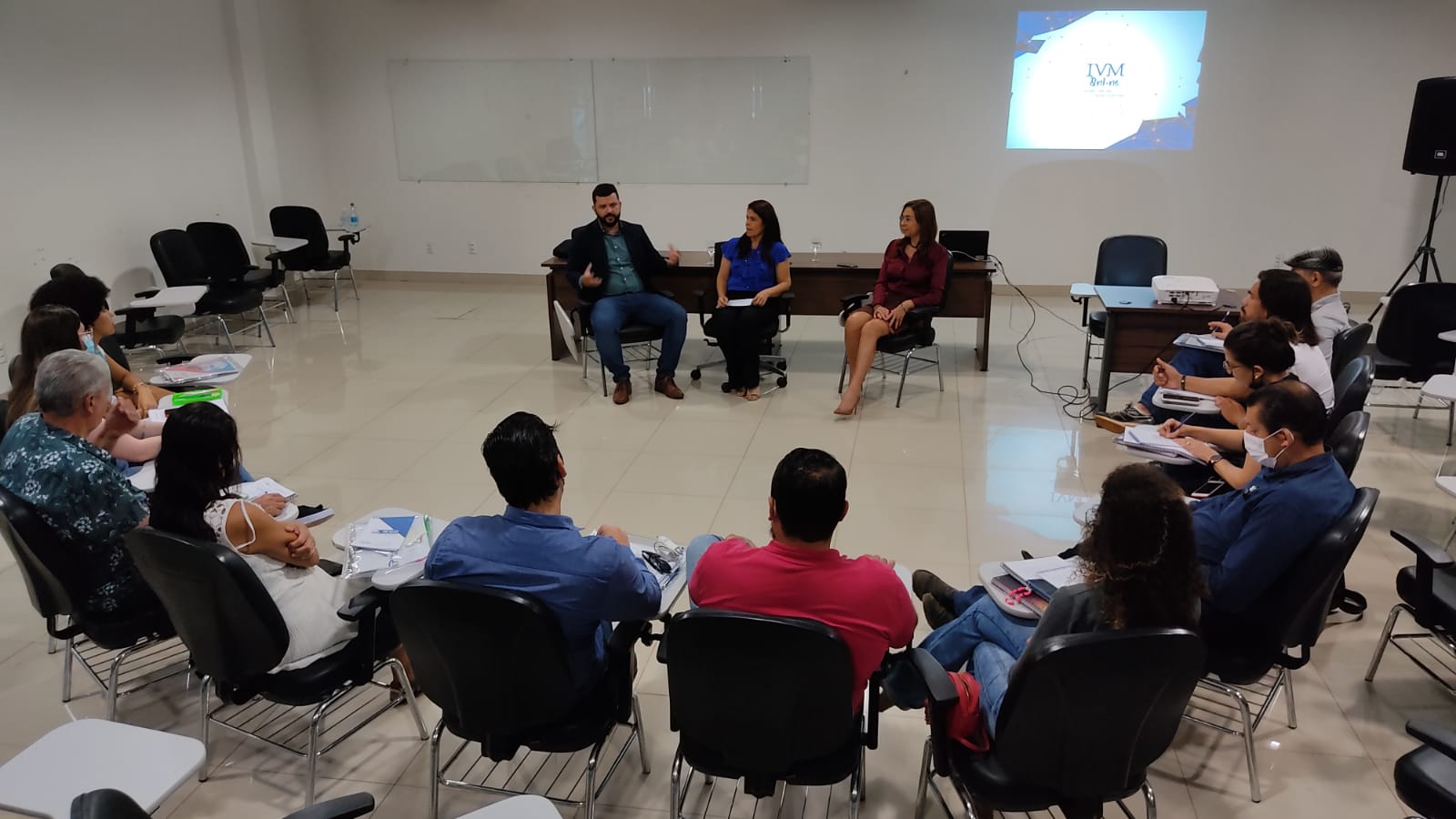 Captação de recursos e fontes de financiamento para projetos são discutidos no IVM