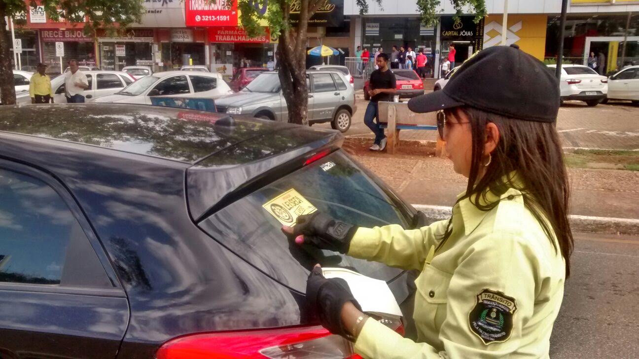 Na véspera do Dia da Mulher, a agente de trânsito Wilma Damasceno relata os desafios da profissão