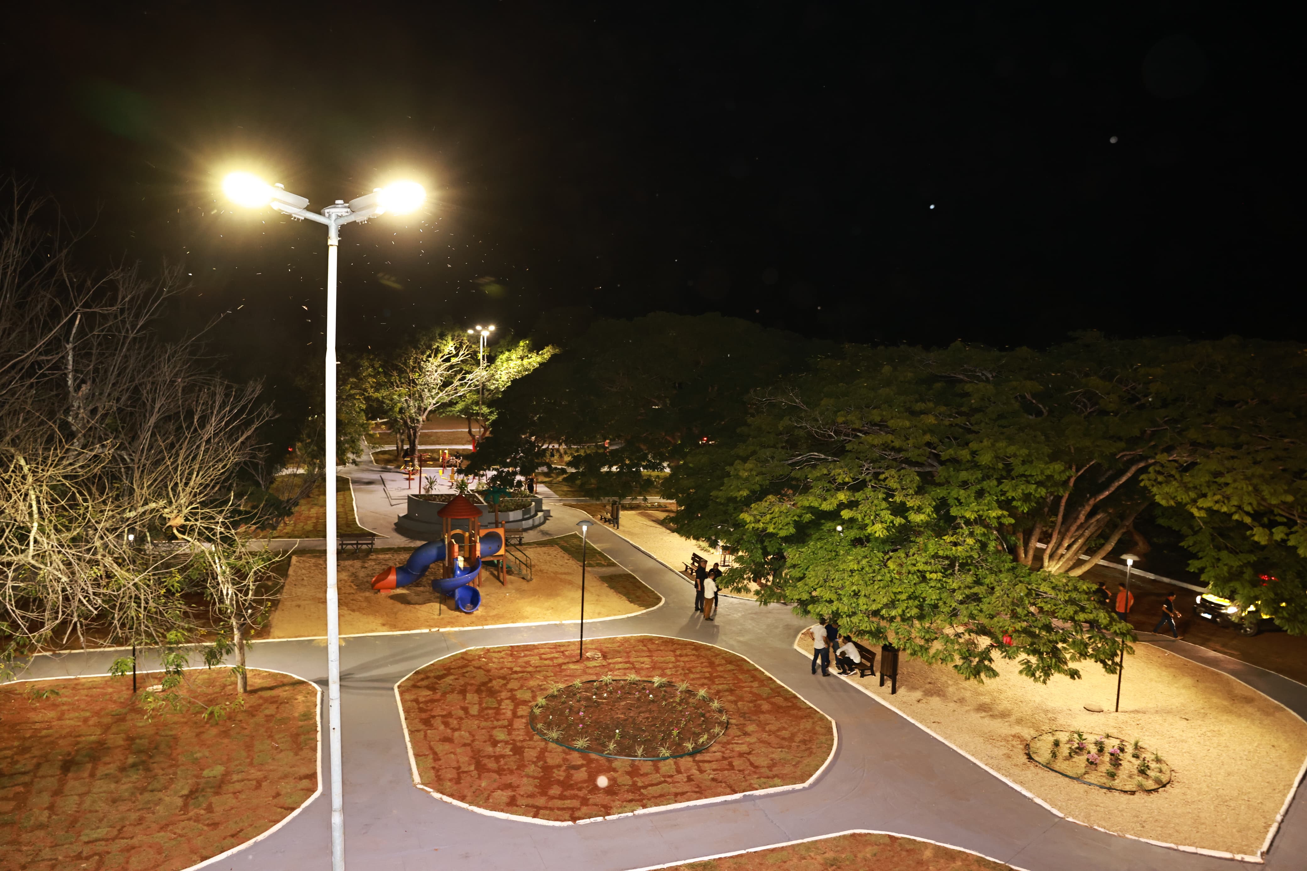 Distrito de Buritirana foi contemplado com as luminárias com tecnologia de LED