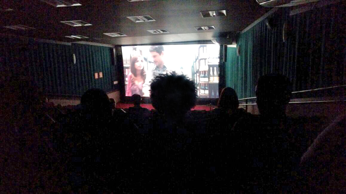 Servidores têm noite de entretenimento em sessão especial de cinema