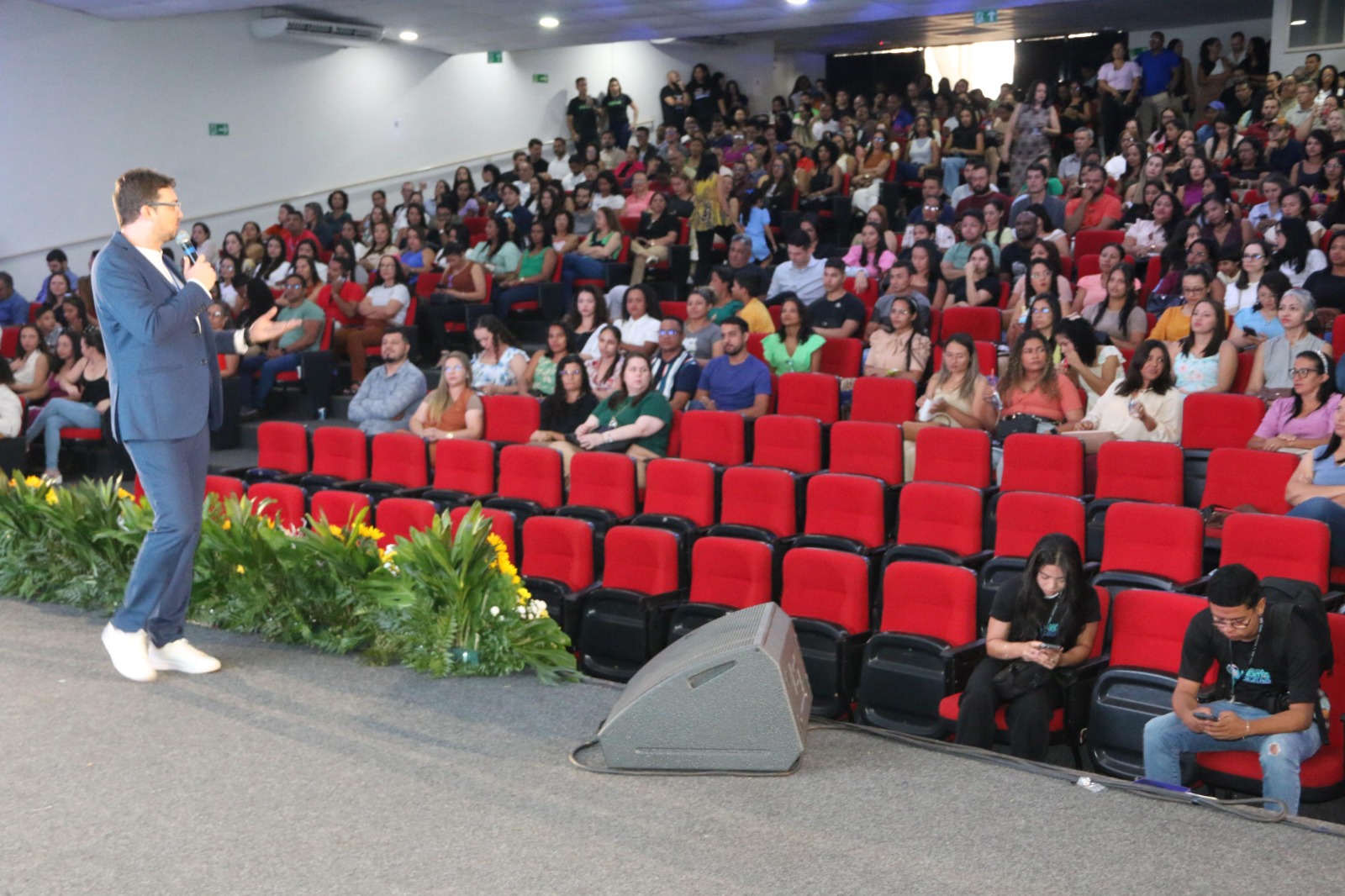 Secretário Cleison Nunes falou sobre o Estatuto do Servidor, abordando os direitos e deveres dos novos efetivos
