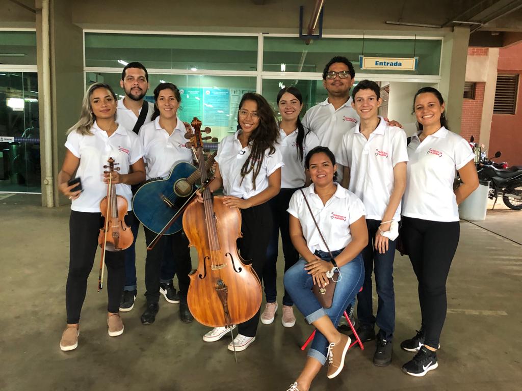 Patrocinado pelo Fundo Municipal de Cultura, projeto Músicos da Alegria conclui etapa inicial levando música aos pacientes do HGP