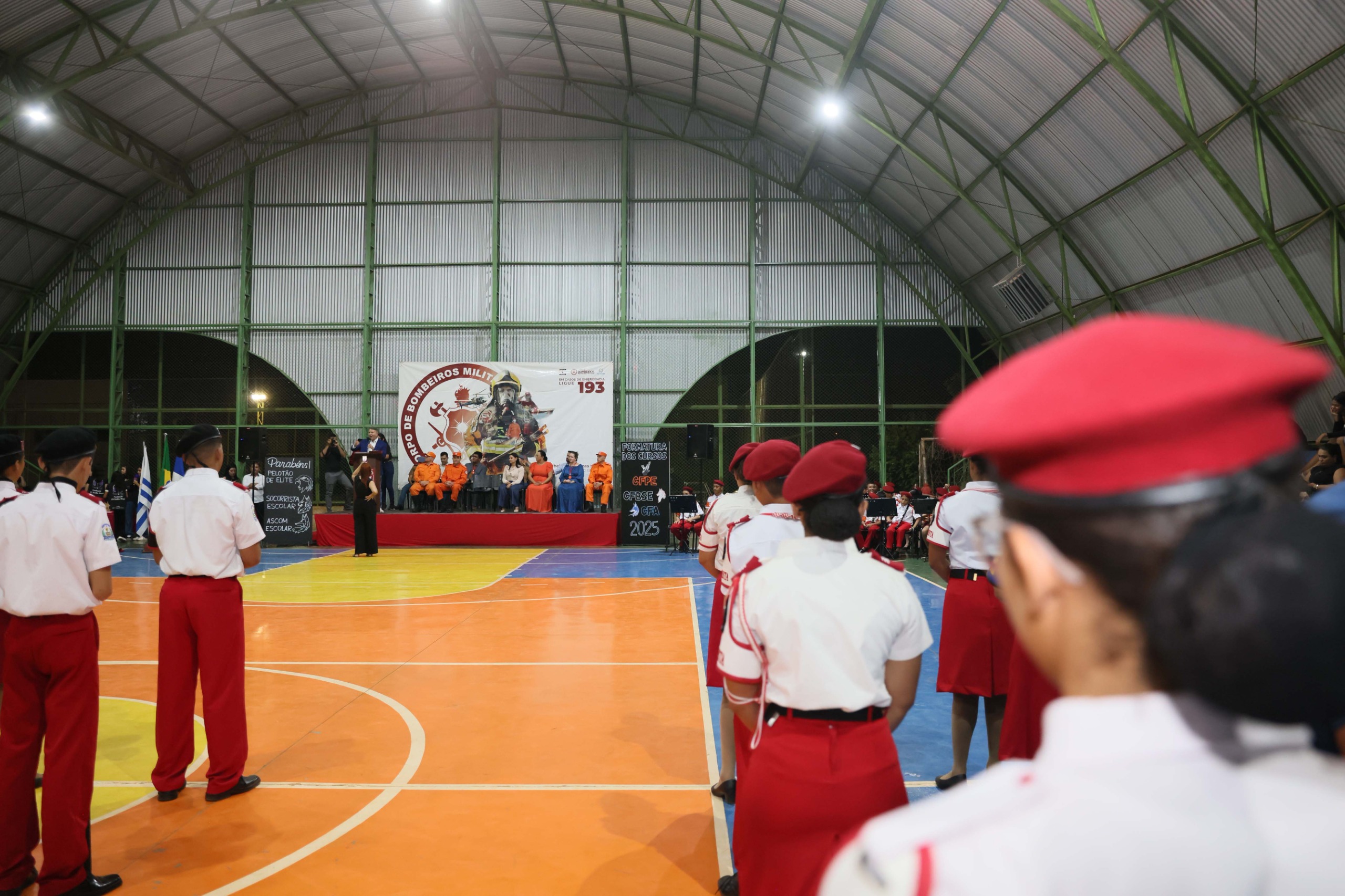 O prefeito Eduardo Siqueira Campos destacou o orgulho em participar do momento e reforçou a importância da educação na construção de uma cidade melhor