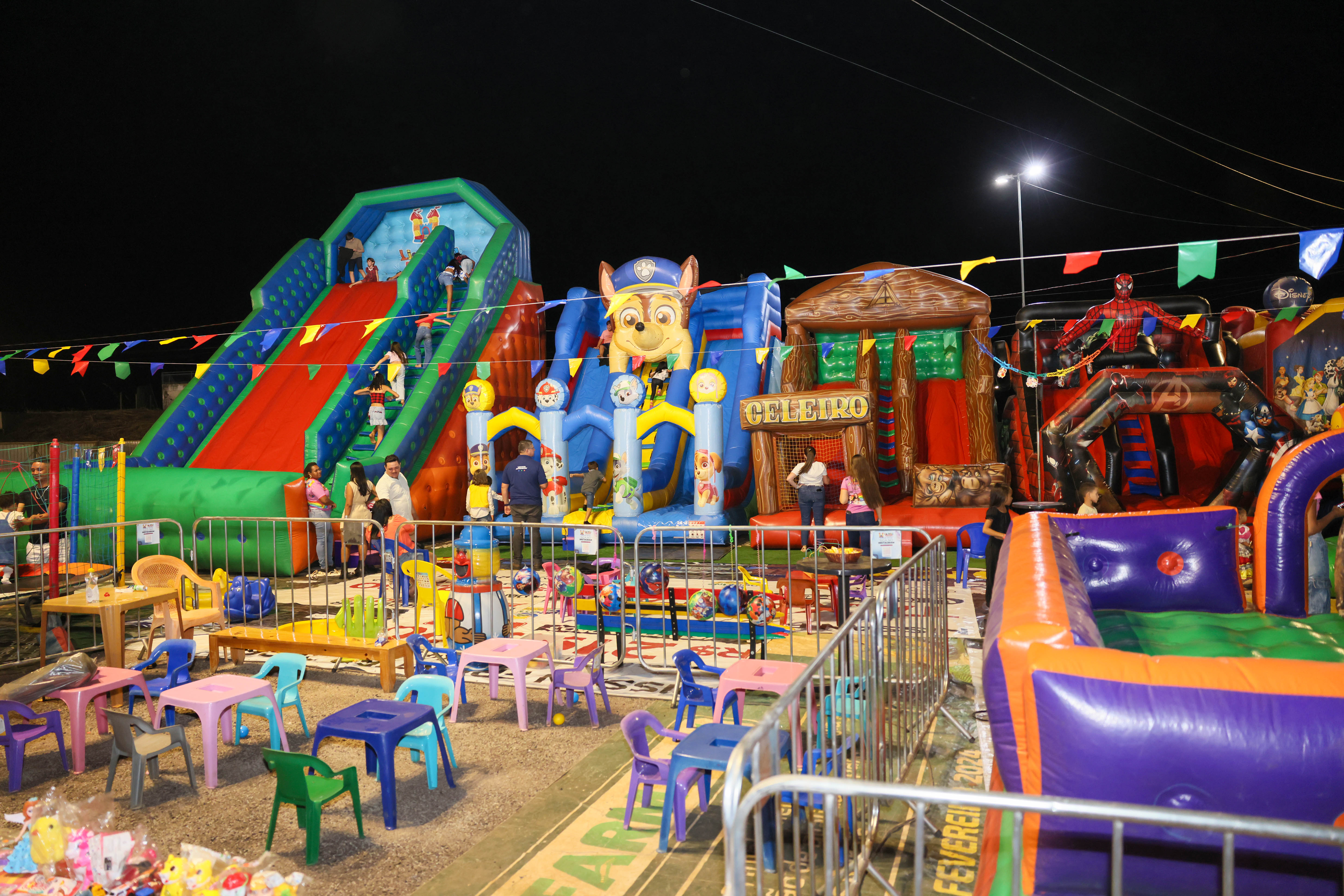 No Arraiá da Capital a criançada também pode se divertir com diversos brinquedos e atividades dedicados a ela