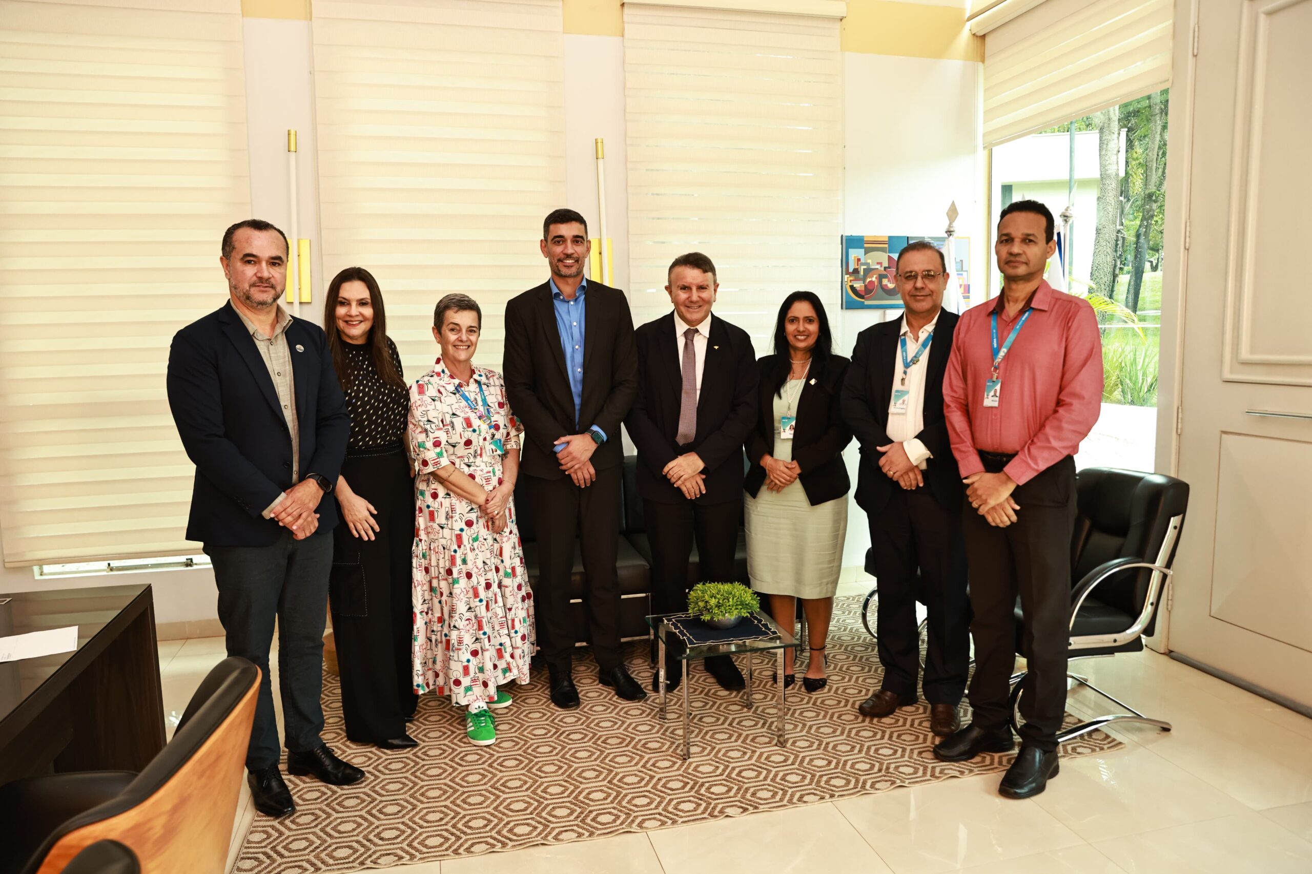 Eduardo Siqueira Campos conhece projetos em visita do vice-presidente da Caixa Econômica Federal