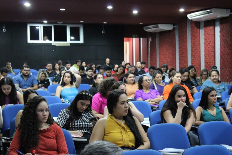 Profissionais da Atenção Primária à Saúde participam de seminário sobre hanseníase