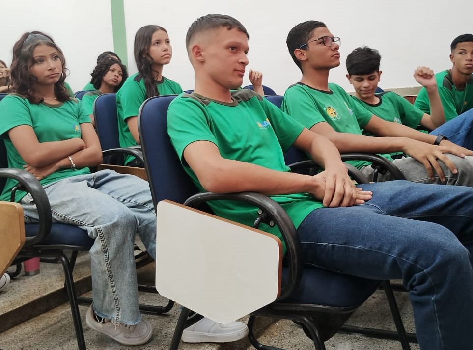 Programação foi para apresentar o funcionamento da instituição, os cursos disponíveis e as etapas do processo seletivo em andamento