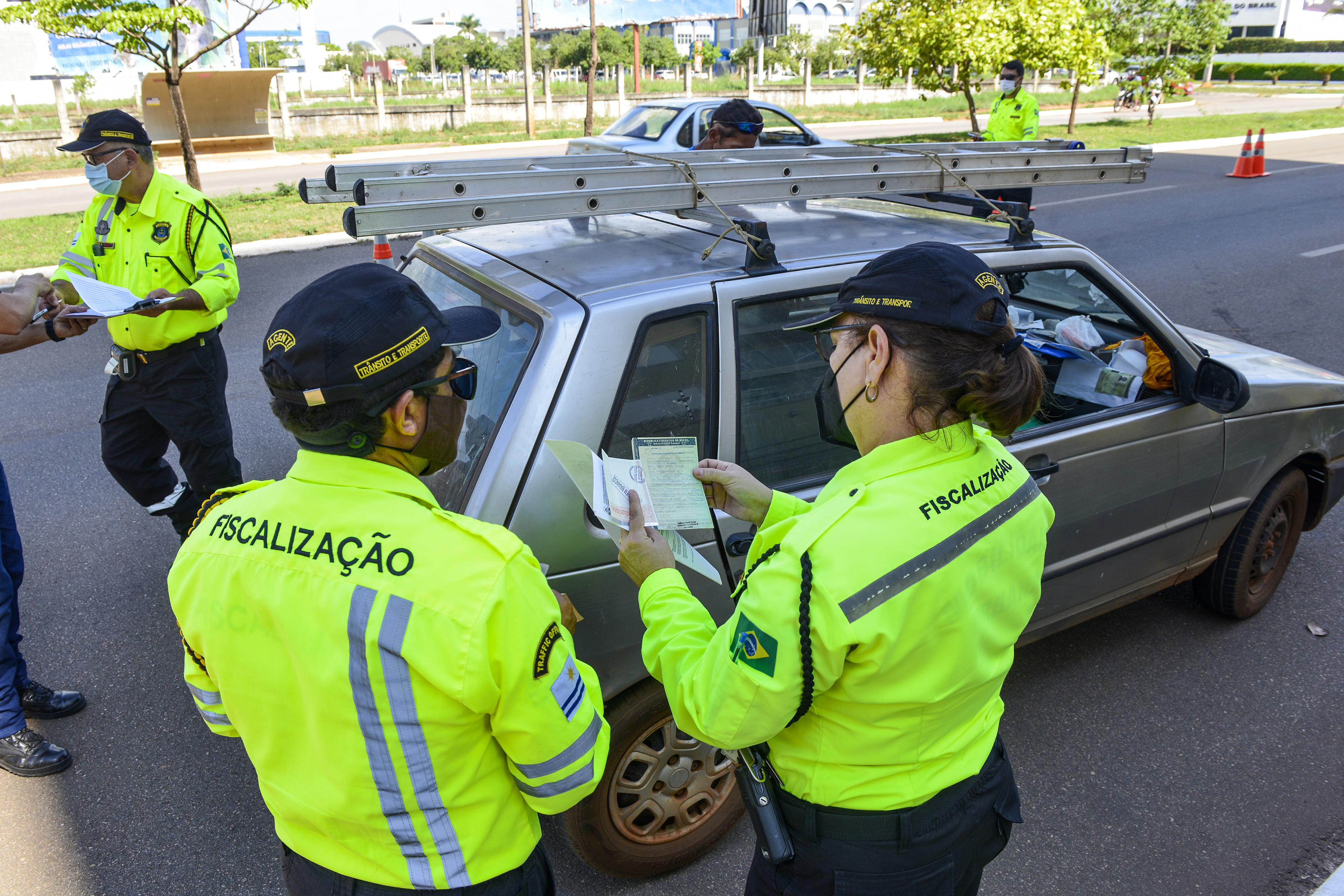 Motoristas que cometeram infrações no trânsito podem requerer à penalidade de advertência por escrito
